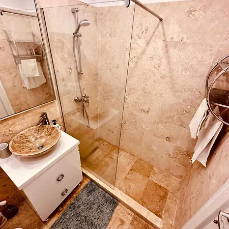 Apartament Avangarde